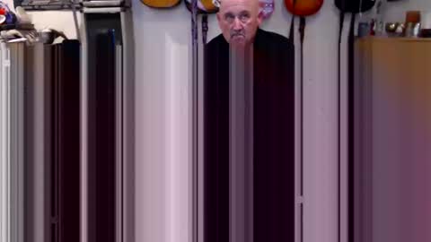 Snapshot of guitarsexgod chatting on 02-23-25, 07:44 Mario online show from 02-23-25, 07:44