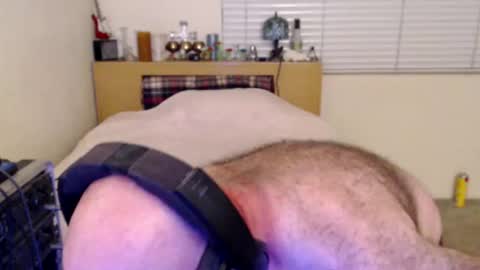 Snapshot of guitarsexgod chatting on 03-08-25, 10:54 Mario online show from 03-08-25, 10:54