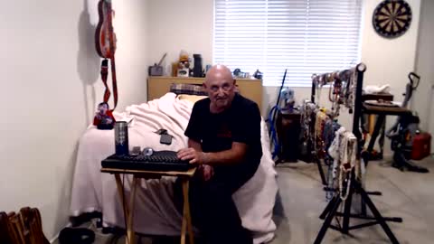 Snapshot of guitarsexgod chatting on 09-18-25, 10:56 Mario online show from 09-18-25, 10:56