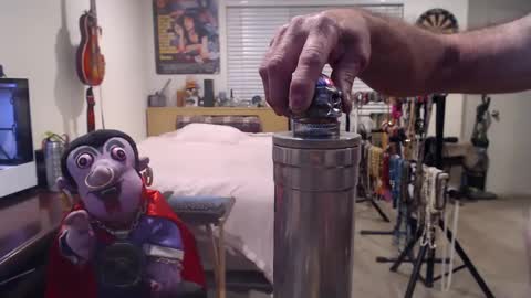 Snapshot of guitarsexgod chatting on 10-14-25, 07:20 Mario online show from 10-14-25, 07:20