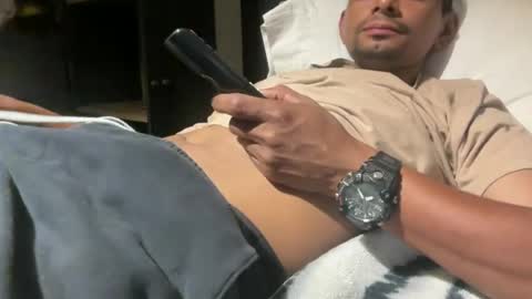 Snapshot of gumbywanna chatting on 06-23-26, 02:20 gumbywanna online show from 06-23-26, 02:20