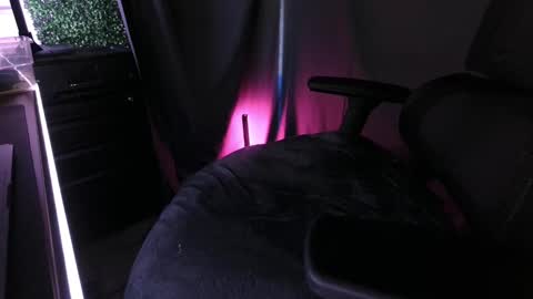 gunnyt1211 online show from 05-02-26, 08:52