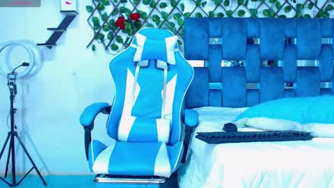 Hakim online show from 01-19-25, 05:07