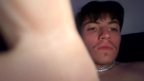 Snapshot of gustavog79 chatting on 04-15-26, 07:04 gustavog79 online show from 04-15-26, 07:04