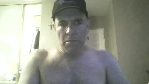 guy8inches4u online show from 09-17-25, 02:13