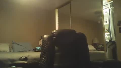 guy8inches4u online show from 10-13-25, 12:38