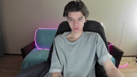 guy_liam1 online show from 12-30-24, 07:37