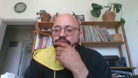 guy_wood15 online show from 04-20-26, 11:13