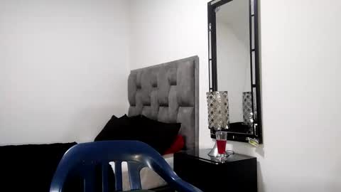 Snapshot of guykarim chatting on 01-19-25, 07:25 karim online show from 01-19-25, 07:25