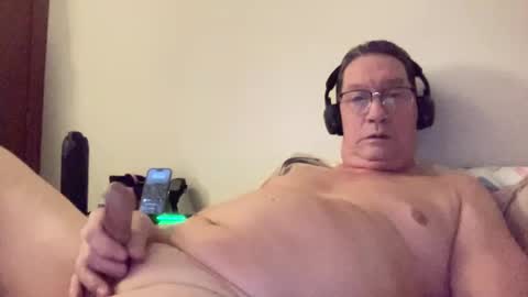 gwashere4u online show from 12-29-24, 03:54