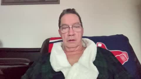 gwashere4u online show from 12-29-24, 01:17