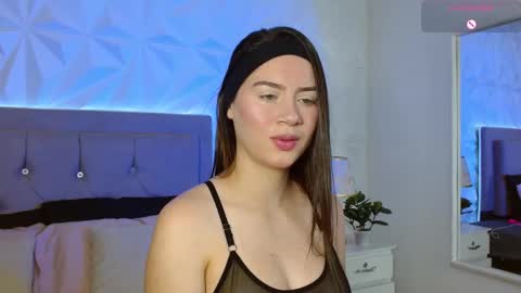 Gwen Drew online show from 09-14-25, 12:37