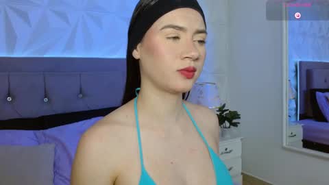 Gwen Drew online show from 10-05-25, 12:47