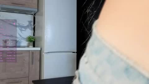 Julia online show from 12-14-25, 01:22