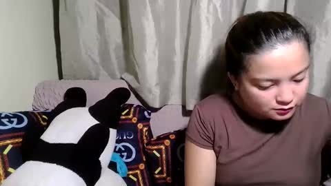 Snapshot of gwyneth2001 chatting on 04-15-26, 06:59 Im Gwyneth From Philippines pinkheart69 online show from 04-15-26, 06:59