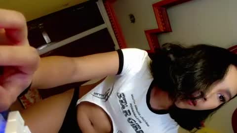 Snapshot of gwyneth_licious chatting on 07-03-26, 01:28 gwyneth_licious online show from 07-03-26, 01:28