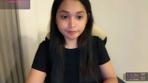 Snapshot of gwynmylove chatting on 07-27-26, 02:57 Gwyn online show from 07-27-26, 02:57