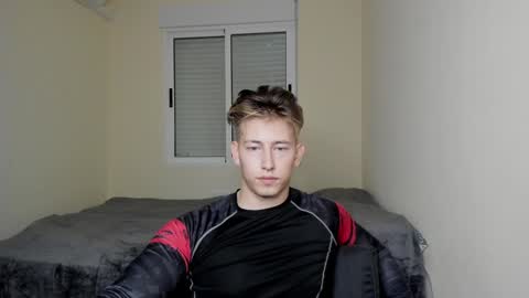 Snapshot of gym_alpha chatting on 12-15-24, 07:31 Oliver online show from 12-15-24, 07:31