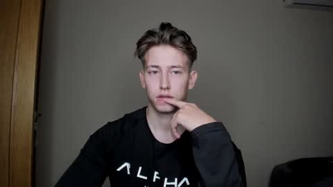 Snapshot of gym_alpha chatting on 12-23-24, 10:01 Oliver online show from 12-23-24, 10:01