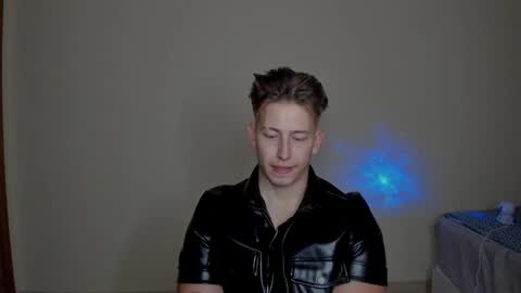 Snapshot of gym_alpha chatting on 01-23-25, 09:50 Oliver online show from 01-23-25, 09:50