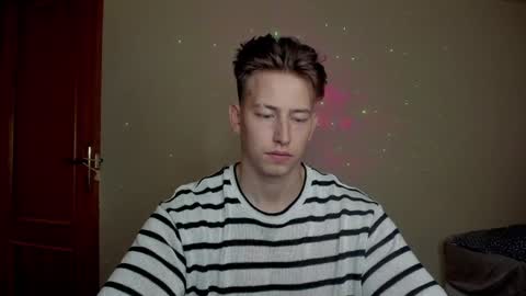 Snapshot of gym_alpha chatting on 01-27-25, 03:39 Oliver online show from 01-27-25, 03:39