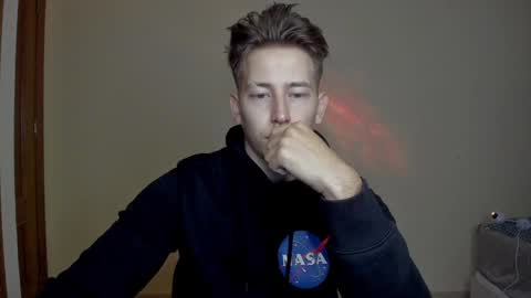 Snapshot of gym_alpha chatting on 02-04-25, 12:00 Oliver online show from 02-04-25, 12:00