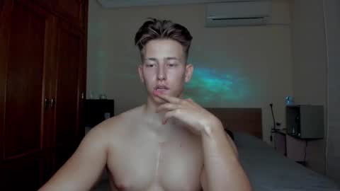 Snapshot of gym_alpha chatting on 03-10-25, 06:45 Oliver online show from 03-10-25, 06:45