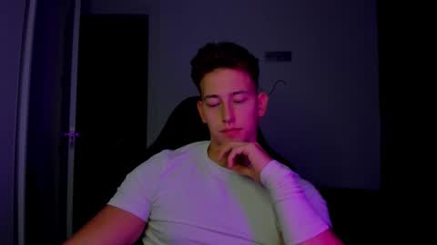 Snapshot of gym_alpha chatting on 01-15-26, 06:55 Oliver online show from 01-15-26, 06:55