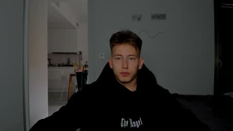 Snapshot of gym_alpha chatting on 03-01-26, 02:52 Oliver online show from 03-01-26, 02:52