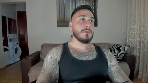 Snapshot of gymdominus chatting on 05-27-26, 01:52 gymdominus online show from 05-27-26, 01:52