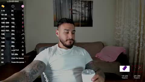 Snapshot of gymdominus chatting on 06-18-26, 12:20 gymdominus online show from 06-18-26, 12:20