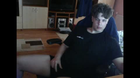 gymguy0505 online show from 03-17-26, 02:42