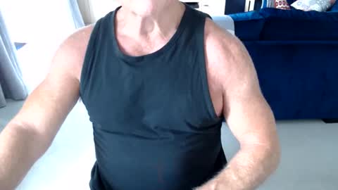 Snapshot of gymguyuk28 chatting on 05-26-26, 06:37 Gymguy online show from 05-26-26, 06:37