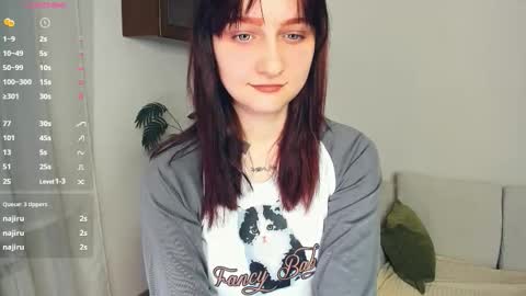 Kelly  Lilly online show from 11-28-25, 06:43