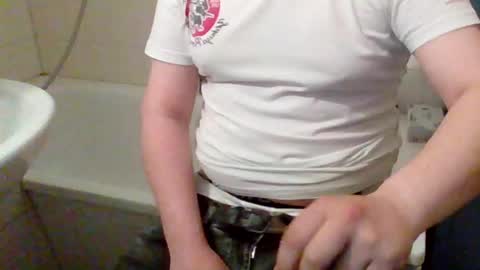 Snapshot of h0mi4u chatting on 05-05-26, 03:14 h0mi4u online show from 05-05-26, 03:14
