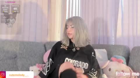 Snapshot of h3llokitty_ chatting on 04-23-26, 12:40 Hello Kitty online show from 04-23-26, 12:40
