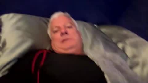 Snapshot of h4fun69 chatting on 10-22-25, 04:24 Ricko online show from 10-22-25, 04:24
