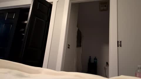 Snapshot of h4fun69 chatting on 11-13-25, 07:40 Ricko online show from 11-13-25, 07:40