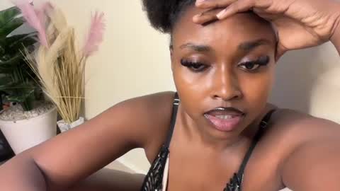 Snapshot of h_o_t_goddess chatting on 06-25-26, 05:56 h_o_t_goddess online show from 06-25-26, 05:56