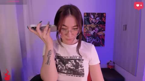 haanna_thompsoon online show from 12-16-25, 08:03