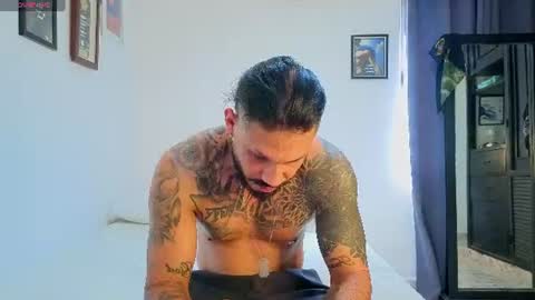 hache_222 online show from 08-03-26, 07:50