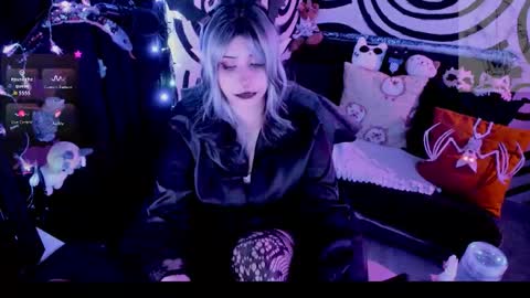 Hachi online show from 10-21-25, 07:42