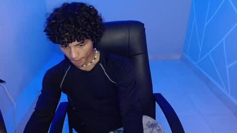 Hades online show from 04-08-26, 11:48