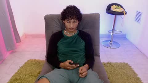 Hades online show from 04-19-26, 12:43