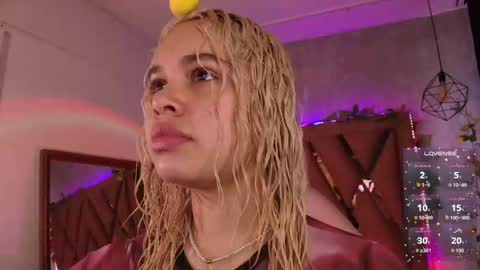 Haely online show from 09-29-25, 11:15