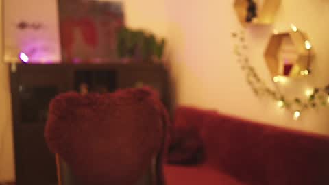 hahayessihaveone online show from 12-28-24, 09:08