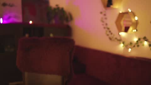 hahayessihaveone online show from 01-09-25, 09:05