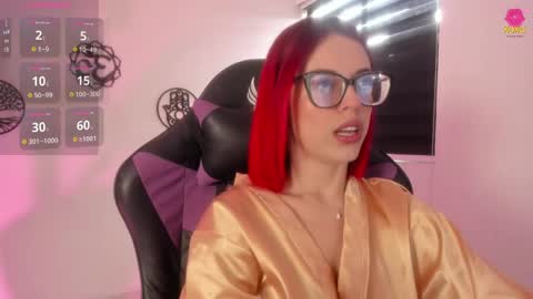 Snapshot of haileebeer_ chatting on 05-05-26, 03:42 Hailee online show from 05-05-26, 03:42