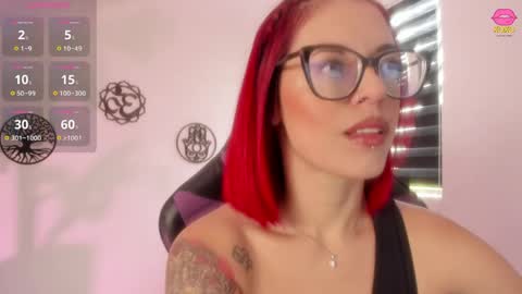 Snapshot of haileebeer_ chatting on 05-20-26, 04:24 Hailee online show from 05-20-26, 04:24