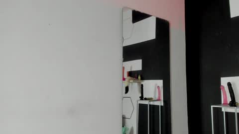 haileycat_ online show from 01-13-25, 01:23